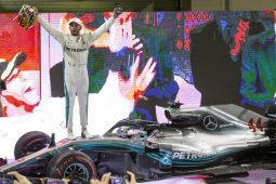 Hamilton tutup Formula 1 dengan kemenangan