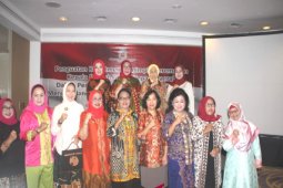 Bupati Batola hadiri forum perempuan kepala daerah