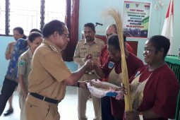 Pemkab Teluk Wondama berhasil tekan defisit anggaran