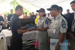 Jasa Raharja Babel bayarkan santunan enam keluarga korban