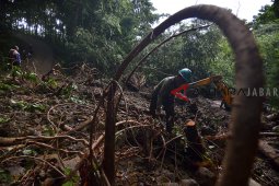 Kampung terisolir bencana