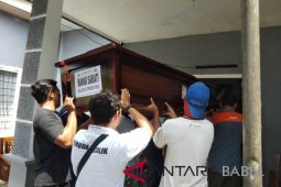 Jenazah Mawar Sariati korban JT610 tiba di Muntok