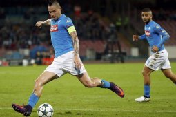 Napoli pimpin grup C Liga Champions