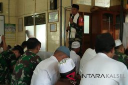Dansatgas TMMD beri pengarahan Prajurit SSK