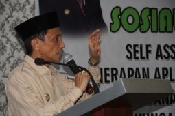 Bupati Gorontalo Serahkan Bantuan Untuk Masjid Molamahu