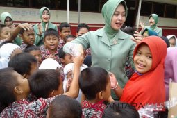 Ketua Persit Kartika Chandra Kirana Kunjungi Lokasi TMMD