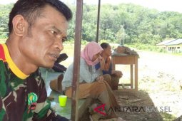 Jelang penutupan TMMD warga desa Malilingin merasa sedih