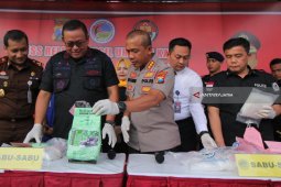 Polisi Surabaya Ungkap Peredaran 4,7 Kg Sabu-sabu