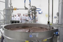 Garudafood dan Barry Callebaut Perluas Kerja Sama Tambah Pasokan Coklat