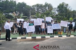 Kejari Bangka Selatan didesak tuntaskan korupsi sekretariat daerah