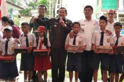 Yatim piatu di Samosir "gratis" sekolah