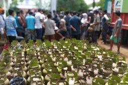 Disparitas harga picu kelangkaan gas melon