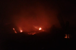 Terbakar, Pasar Tradisional Pronojiwo Lumajang
