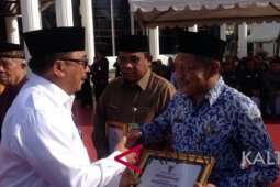 Penghargaan Untuk Petugas Imunisasi Measles Rubella