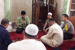 Kapolres : Mari Tegakkan Terus Sholat Berjamaah