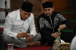 Orang paling pelit di dunia yang tak mau membaca sholawat