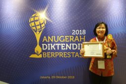 Dosen FK-UI raih penghargaan terbaik 2018