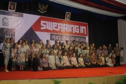 55 Relawan Asing "Peace Corp" Mengajar di Indonesia