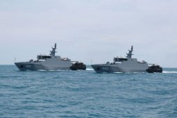 TNI AL Kerahkan Kapal Bantu Penanganan Bencana Tsunami Selat Sunda