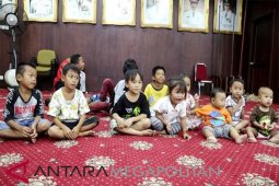 Anak-anak pengungsi korban tsunami Selat Sunda di Lampung