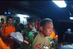 KRI Torani 860 TNI AL salurkan bantuan korban tsunami