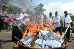 1,3 juta lebih keping KTP-el dimusnahkan