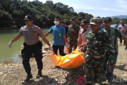 Warga Aceh Jaya temukan jenazah di aliran sungai