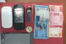 Satresnarkoba Tabalong tangkap tiga tersangka Narkoba