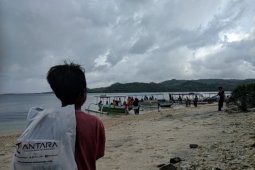 Lautan diarungi demi "kado" dari Antara