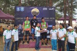 Ratusan pelari ikuti Sungailiat Trail Run 2018