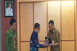 Walikota Palangkaraya kunjungi Tanah Laut
