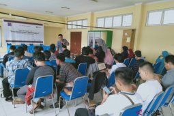 Puluhan mahasiswa di Jambi ikuti workshop "Hoax Busting"