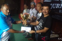 UMUM- dua saudara kuasai turnamen biliar "Papadaan Jurnalis" Kalsel