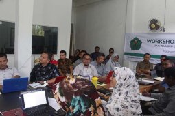 Guru besar UGM ajarkan publikasi ilmiah di Meulaboh