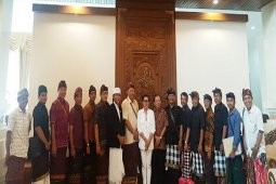 Suastini Koster dukung kegiatan "Nongan Village Festival III"