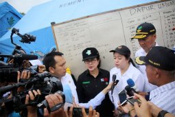 Empat Menteri Kunjungi Korban Tsunami Di Lampung Selatan