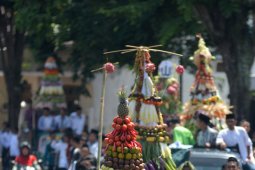 Pawai Ancak Maulid Nabi