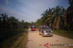 Umat nasrani di Aceh Utara dikawal saat ke gereja