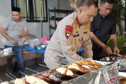 General "the Chef" acts in official uniform