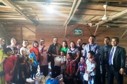 Program "segenggam beras" GKPI Pandan untuk panti asuhan