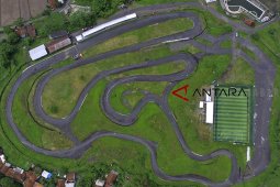 Sirkuit balap motor bukit peusar