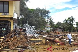 Presiden temui korban tsunami di Pandeglang