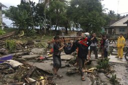 Sejak tahun 416 telah terjadi 12 kali tsunami di Selat Sunda