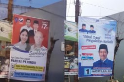Pemasangan APK Antar-Caleg di Surabaya Memanas Jelang Pemilu 2019