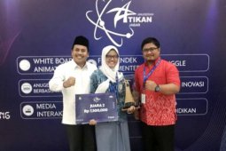 Siswi SMAN Kota Bogor raih anugerah Atikan Jabar 2018