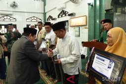 Bupati Deliserdang terima penghargaan dari Muhammadiyah