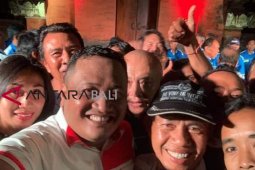 Bupati Gianyar ajak sopir makan bersama