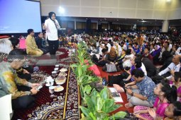 Risma Sebut Ada 7.900 Anak di Surabaya Berprestasi