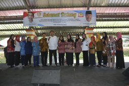 Kader KB diminta tingkatkan pembinaan di "Kampung KB"