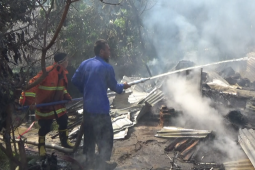 Rumah milik petani jamur di Tebing Tinggi terbakar